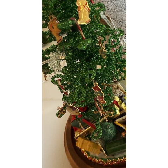 Vintage Westrim Beaded Christmas Tree Tiny Ornaments Wood Base Glass Dome 6 Inch - Picture 6 of 12